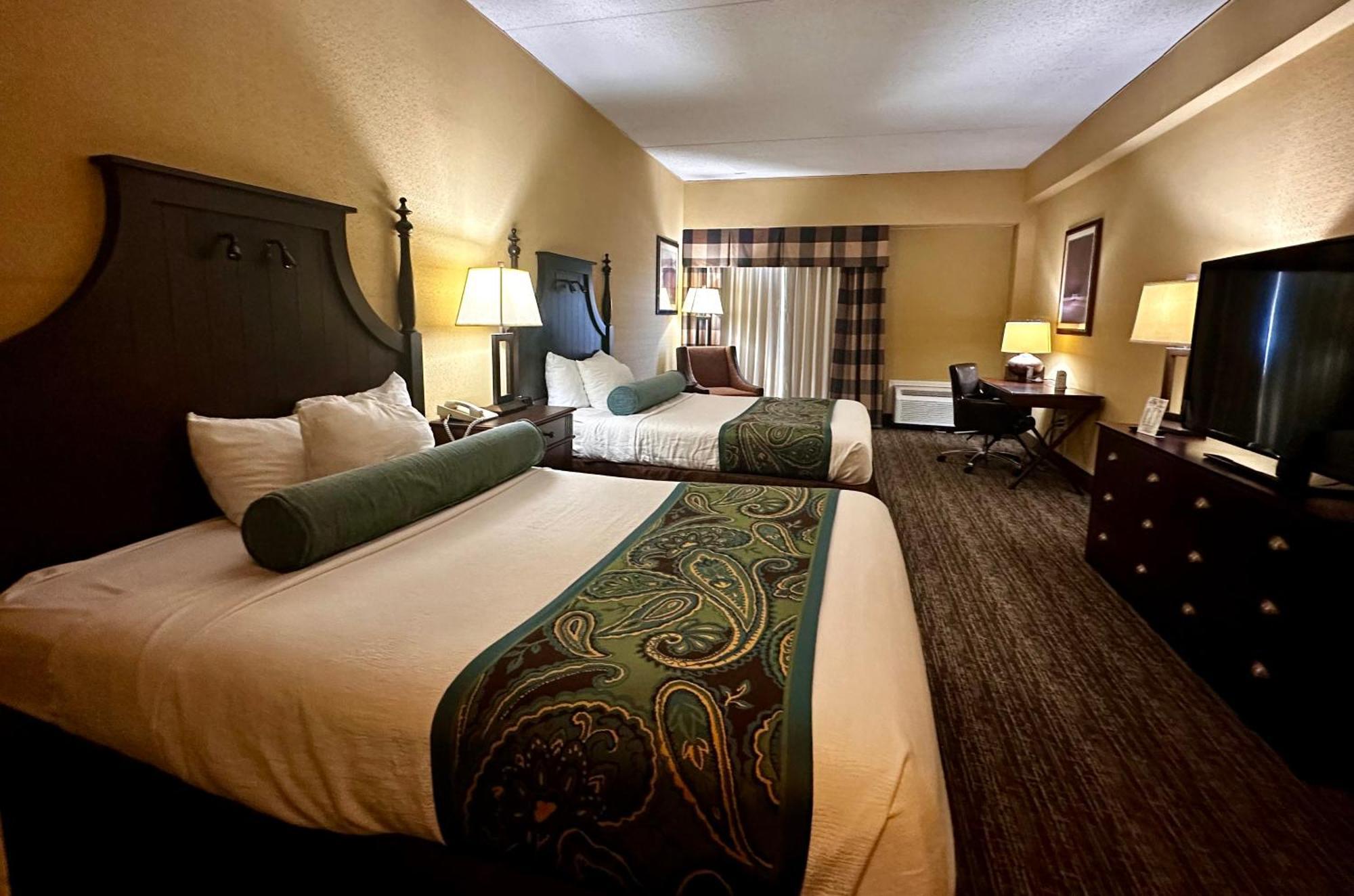 Red Lion Hershey 4* Harrisburg