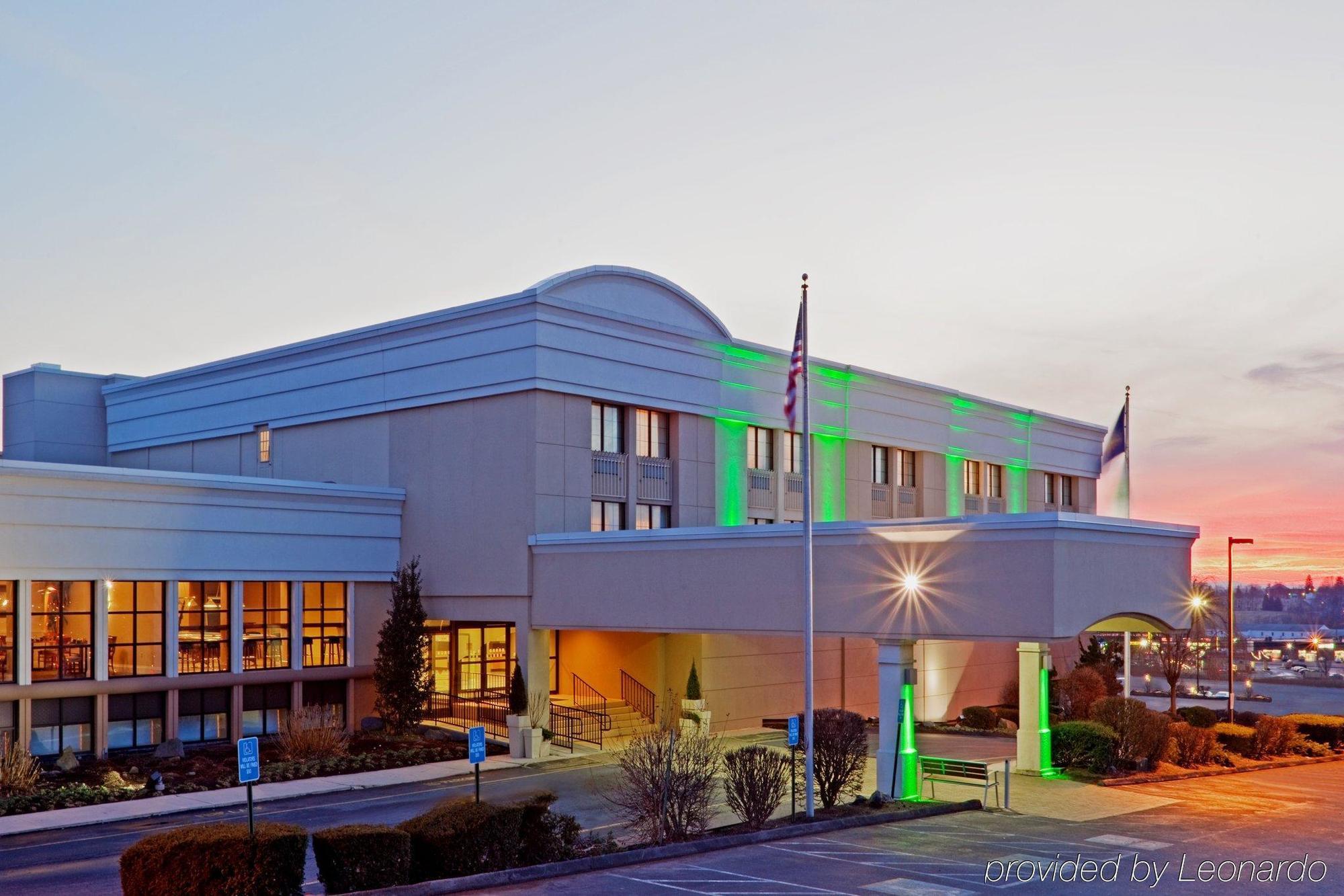 Red Lion Hershey 4* Harrisburg